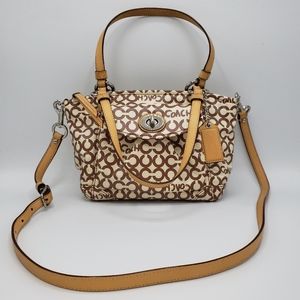Beautiful Coach Crossbody Canvas Bag Bro